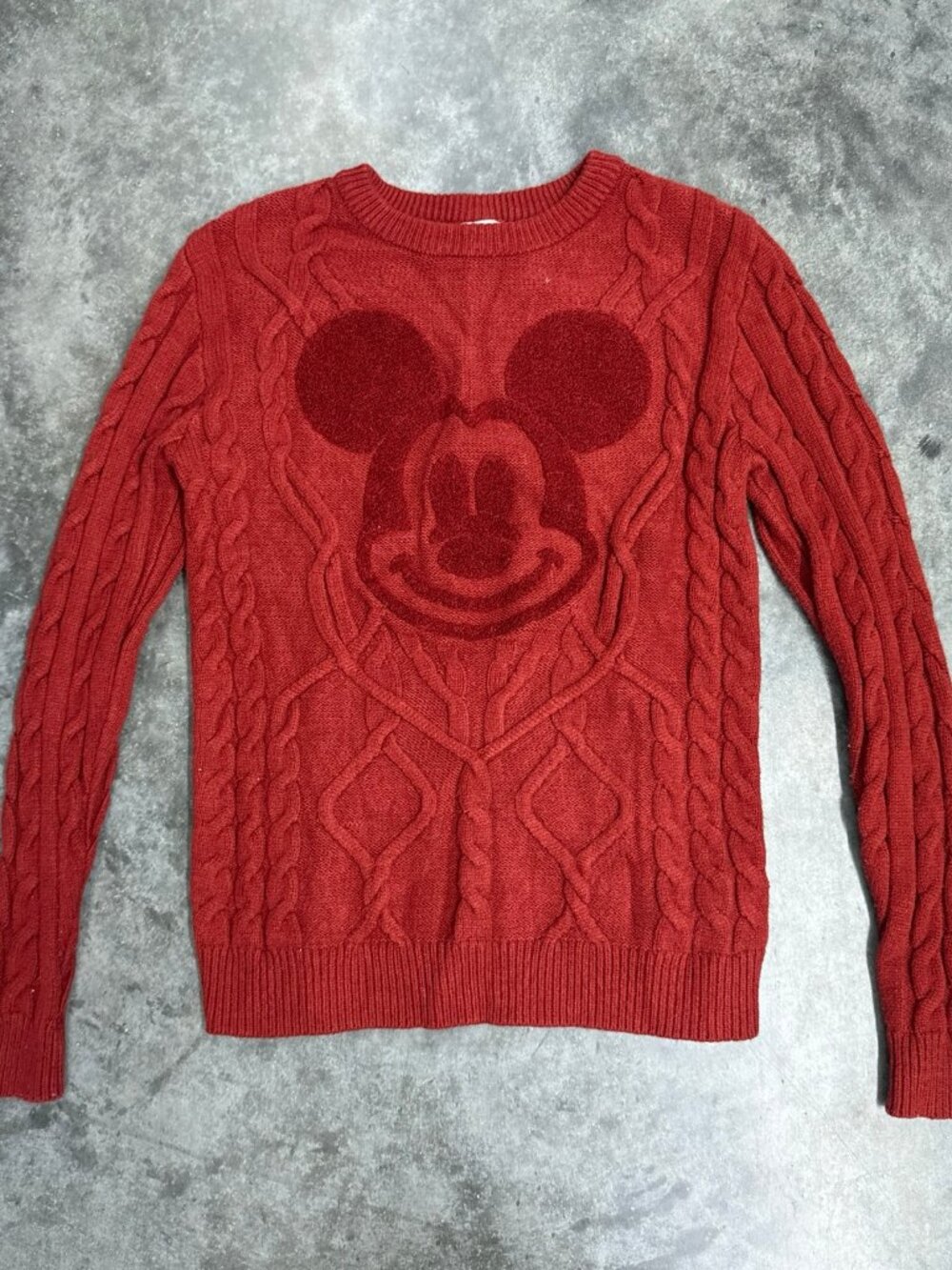 Disney sweater rust red cable knit Mickey Mouse face motif L